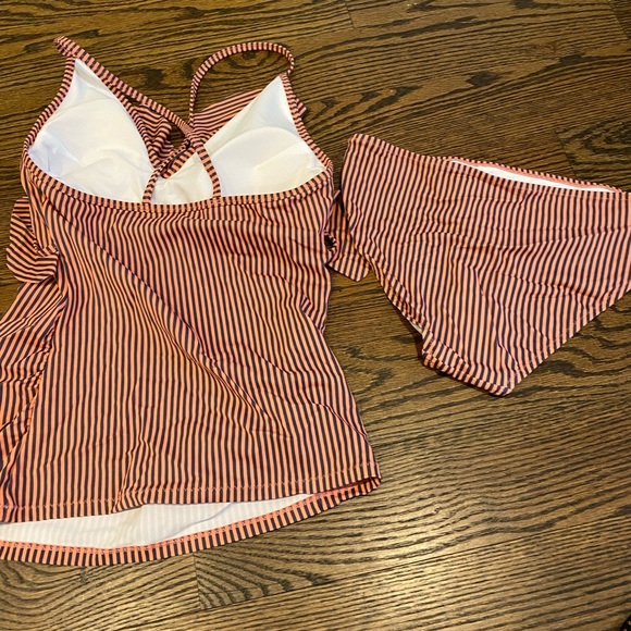 Maternity swim size small - Picture 2 of 6